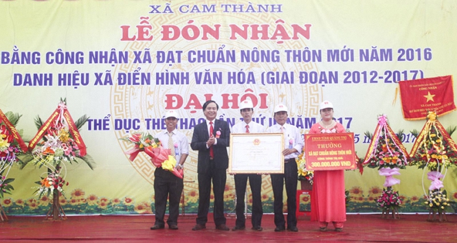 Xã Cam Thành đón nhận Bằng công nhận xã đạt chuẩn nông thôn mới năm 2016