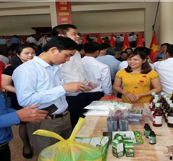 Văn phòng điều phối tỉnh giới thiệu sản phẩm nông nghiệp đặc sản Quảng Trị tại Hội nghị toàn quốc Văn phòng  điều phối nông thôn mới tổ chức tại Hà Tĩnh
