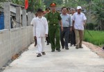 Đường nông thôn mới do Công an huyện Cam Lộ xây dựng cho người dân thôn Kim Đâu 2. Ảnh: Hưng Thơ.