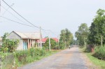 Công trình điện sáng đường quê ở Cam Thủy
