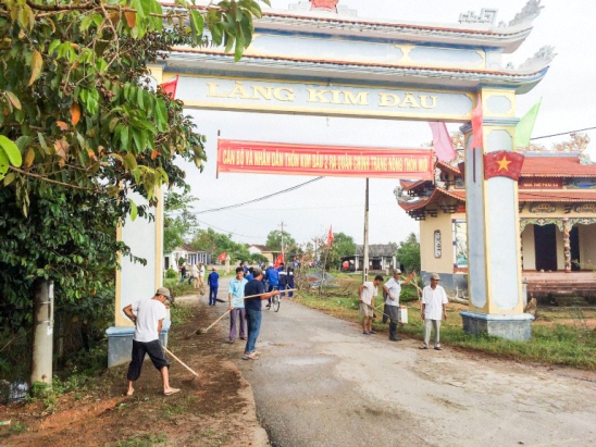 Nhờ sự đóng góp tích cực của người dân, xã Cam An đã đạt chuẩn NTM