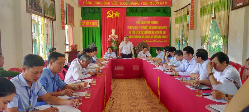 Bí thư Tình ủy Nguyễn Văn Hùng phát biểu tại buổi làm việc