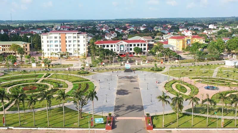 Trung tâm huyện Vĩnh Linh khang trang