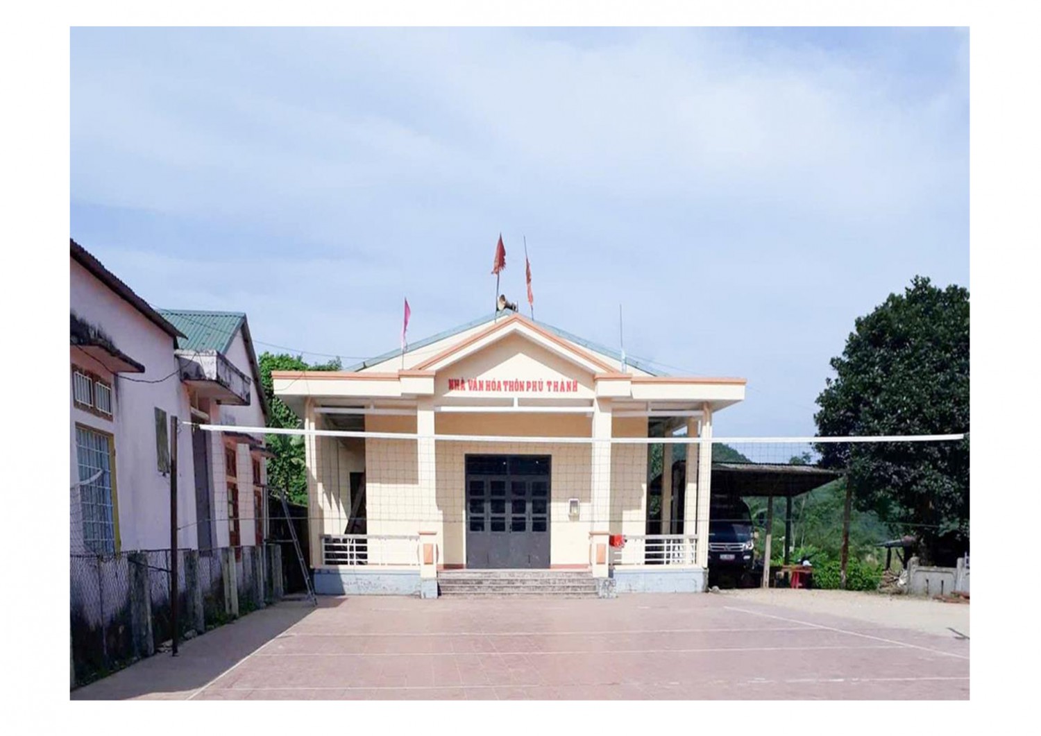 Nhà văn hóa thôn Phú Thành, xã Mò Ó, huyện Đakrông được xây dựng khang trang