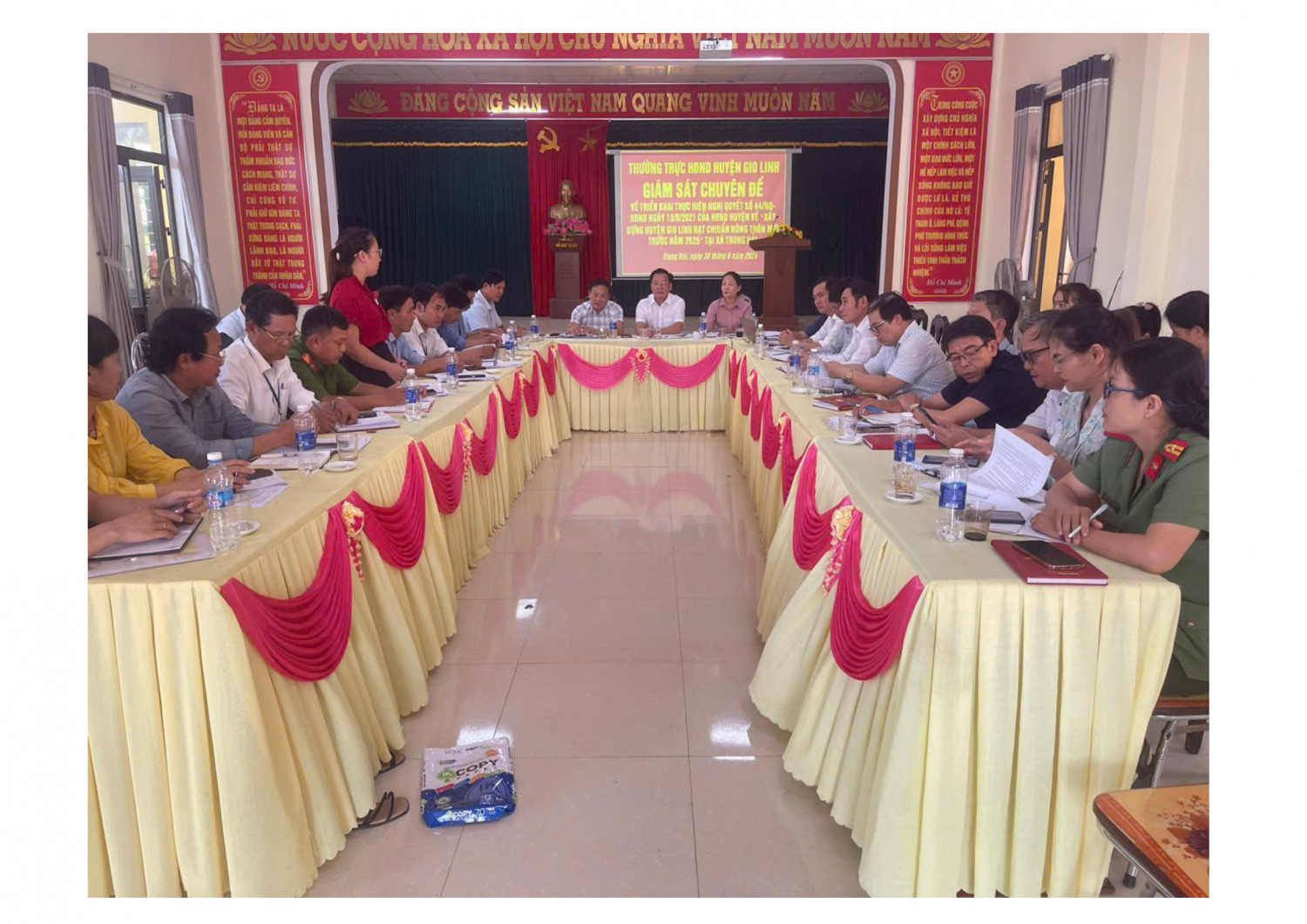 Quang cảnh tại buổi giám sát