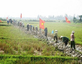 Ra quân nạo vét canh mương phục vụ sản xuất nông nghiệp ở Triệu Phong